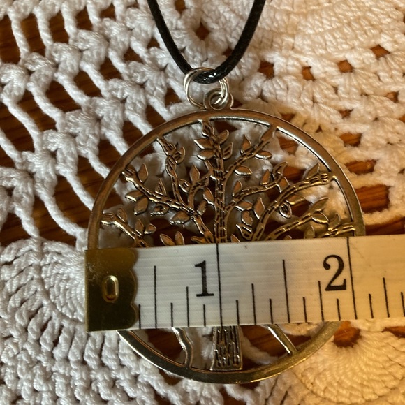 Necklace, “Tree of Life” Medallion, NWOT - Picture 8 of 16